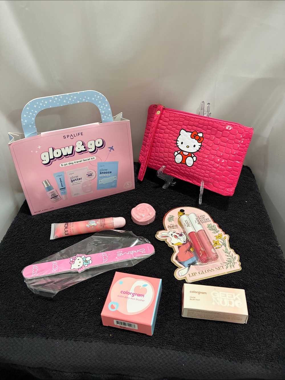 Hello Kitty Hot Pink Cosmetic Pouch with Lip Gloss & Nail File Set & make up